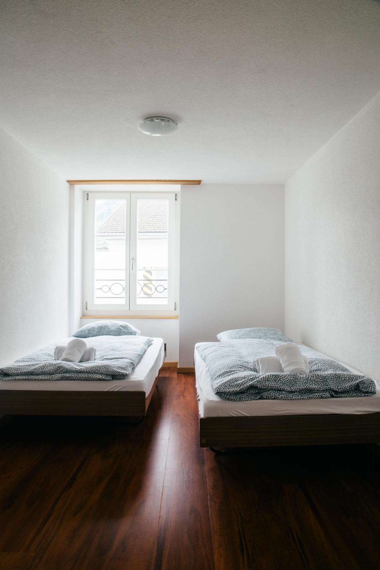 Nimbuzzz Apartments Unterseen Buitenkant foto