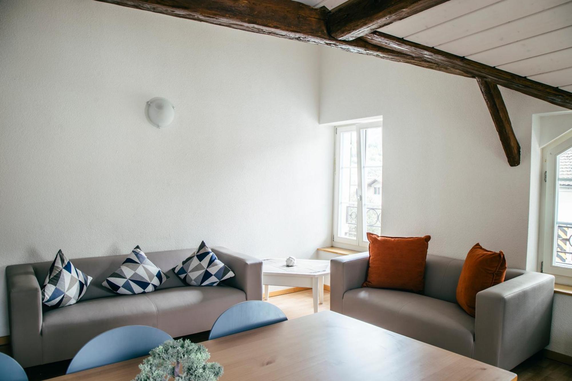 Nimbuzzz Apartments Unterseen Kamer foto