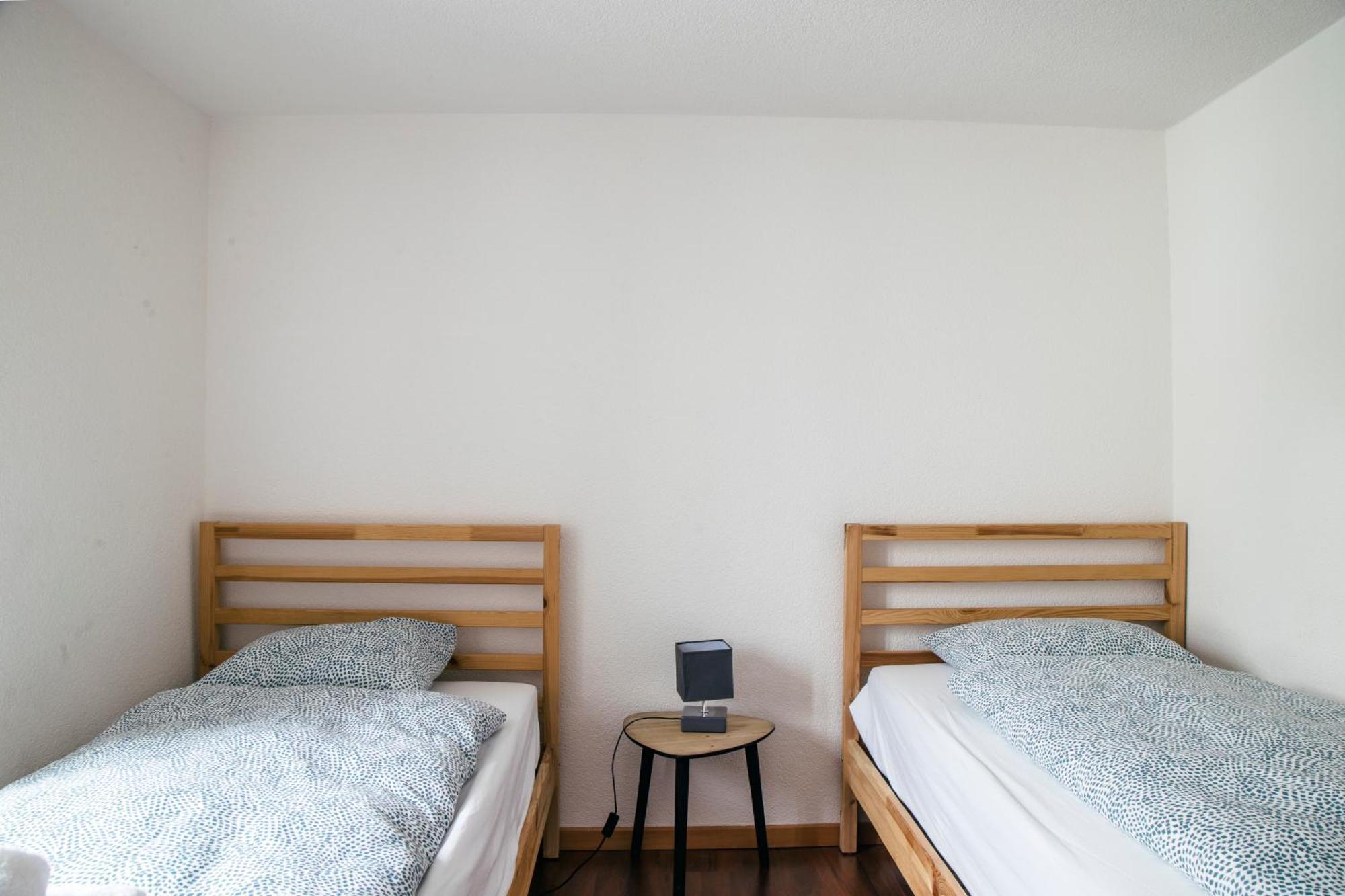Nimbuzzz Apartments Unterseen Kamer foto