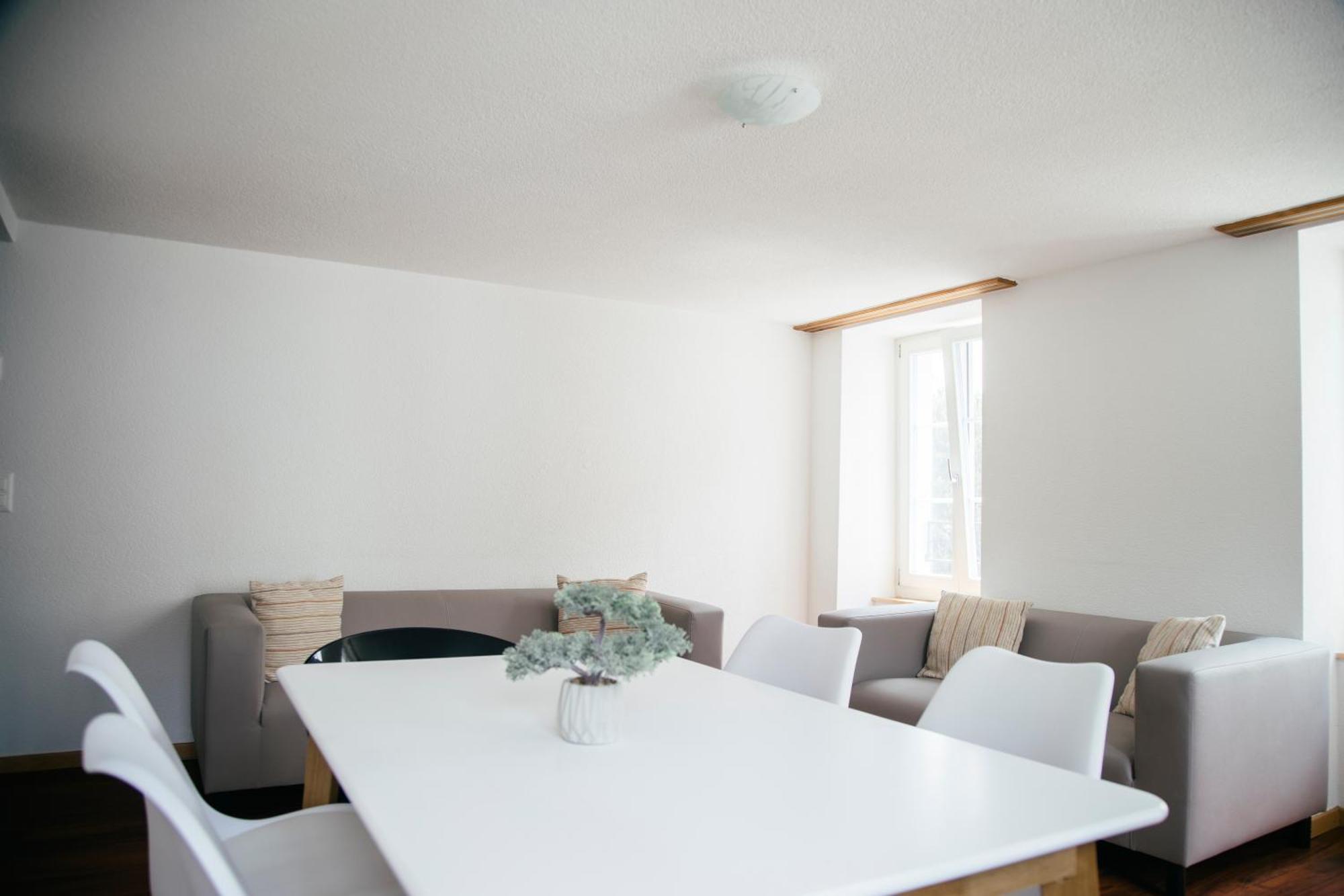 Nimbuzzz Apartments Unterseen Buitenkant foto