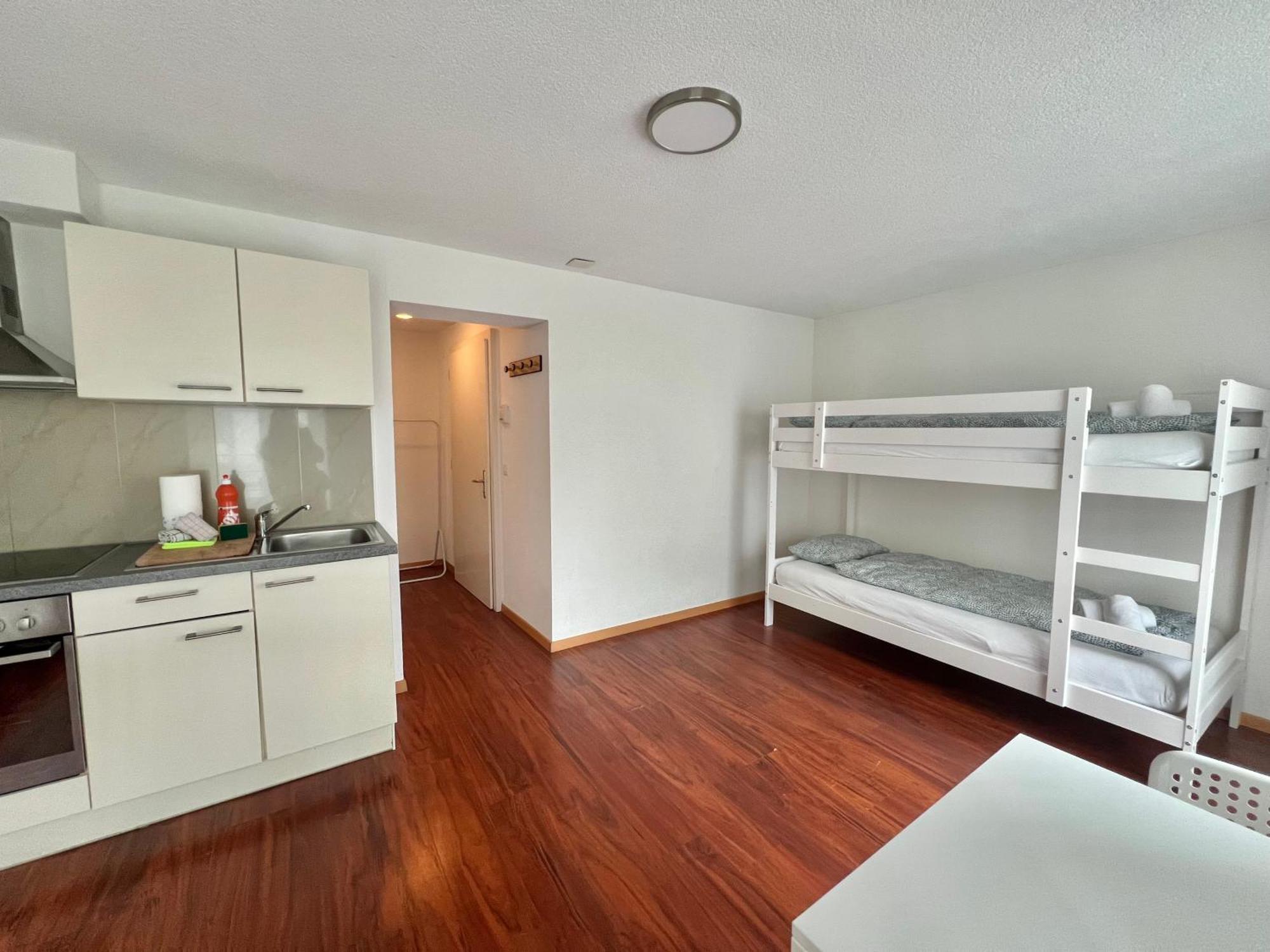 Nimbuzzz Apartments Unterseen Kamer foto